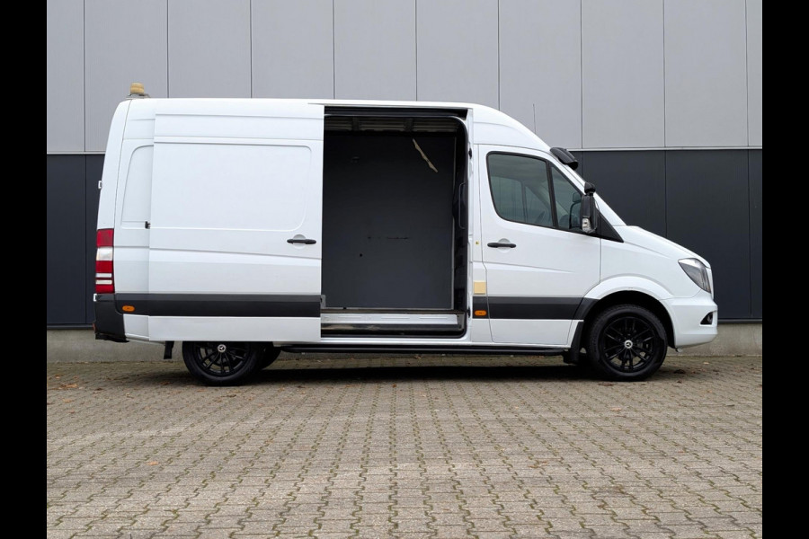 Mercedes-Benz Sprinter 316 160PK RWD 3500KG TREKHAAK AIRCO STANDKACHEL L2H2