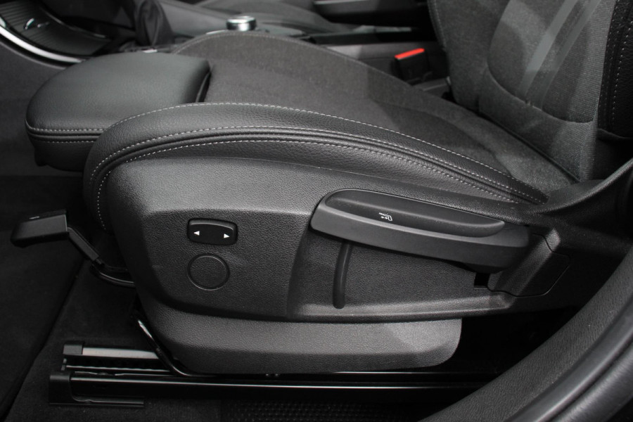 BMW X2 xDrive25e M-Sport X-Drive Automaat PHEV | Navigatie | Climate Control | Cruise Control | Elektrische Achterklep | Elektrische Achterklep | DAB | LED