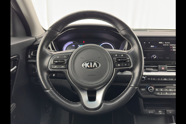 Kia e-Niro ExecutiveLine 64 kWh (3-Fase) {SOH-100%) (INCL-BTW)  Aut *HEATPUMP | LUXURY-LEATHER | FULL-LED | NAVI-FULLMAP | ADAPTIVE-CRUISE | CAMERA | MEMORY-PACK | LANE-ASSIST | KEYLESS | DIGI-COCKPIT | PRIVACY-GLASS | AMBIENT-LIGHT | 17"ALU*