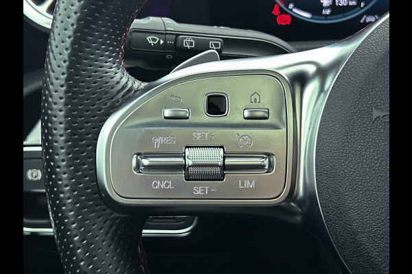 Mercedes-Benz A-Klasse 180 Premium Plus | Panoramadak | elct. bedienbare voor stoelen met memory | Navigatie | Parking support met camera achter | Inclusief 24 maanden MB Certified garantie voor Europa