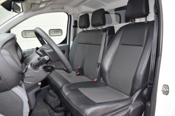 Peugeot Expert COMPACT 2.0 BlueHDI Premium AUTOMAAT CARPLAY CAMERA TREKHAAK