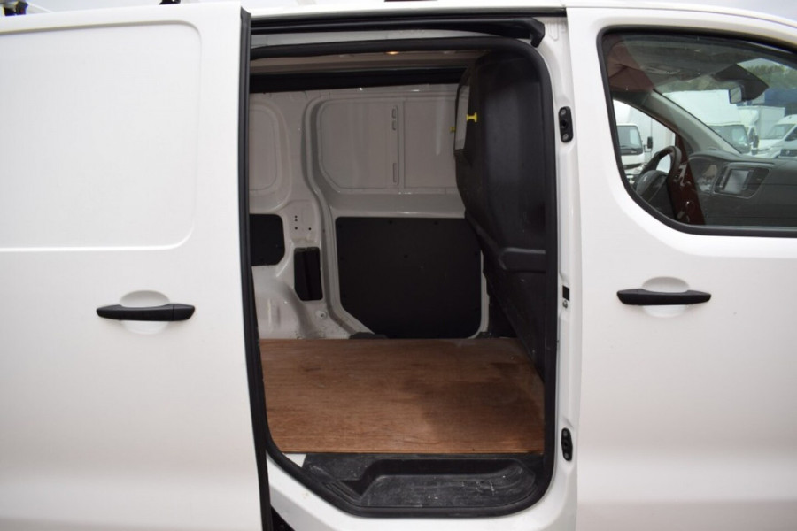 Peugeot Expert COMPACT 2.0 BlueHDI Premium AUTOMAAT CARPLAY CAMERA TREKHAAK