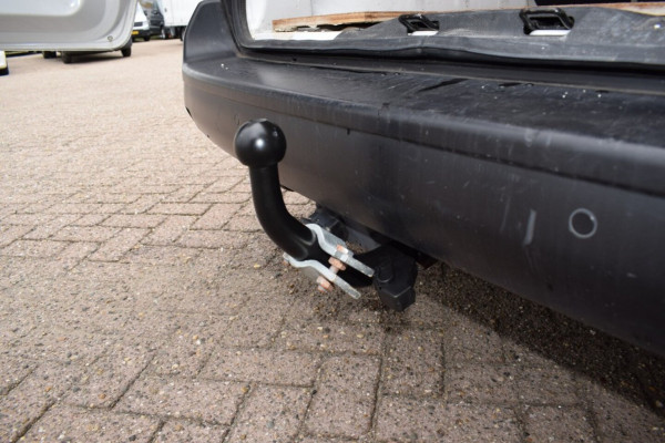 Peugeot Expert COMPACT 2.0 BlueHDI Premium AUTOMAAT CARPLAY CAMERA TREKHAAK