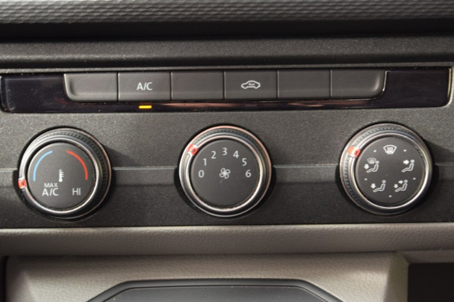 Volkswagen Transporter 2.0 TDI L2H1 DC DUBBEL CABINE AUTOMAAT ZEER NETTE STAAT