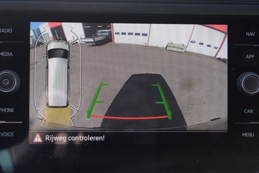 Volkswagen Crafter L3H3 2.0 TDI Highline 140PK AUTOMAAT TREKHAAK