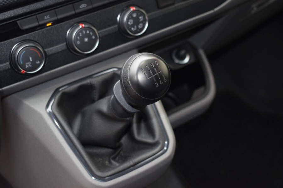 Volkswagen Transporter T6.1 2.0 TDI 150PK L2H1 Comfortline NAVI 16 INCH LMV