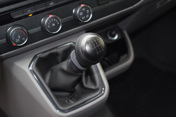 Volkswagen Transporter T6.1 2.0 TDI 150PK L2H1 Comfortline NAVI 16 INCH LMV