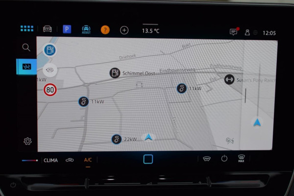 Volkswagen Crafter 2.0 TDI L3H3 Highline MY25 AUTOMAAT LED TREKHAAK GEVEERDE STOEL