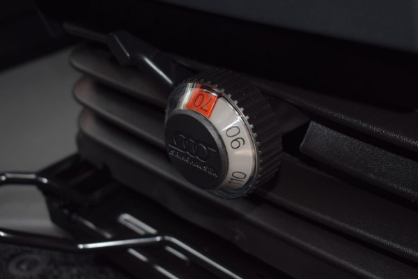 Volkswagen Crafter 2.0 TDI L3H3 Highline MY25 AUTOMAAT LED TREKHAAK GEVEERDE STOEL