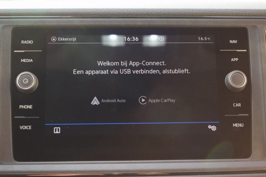 Volkswagen Crafter 2.0 TDI L3H3 Highline 140 PK LED TREKHAAK NAVI BETIMMERING