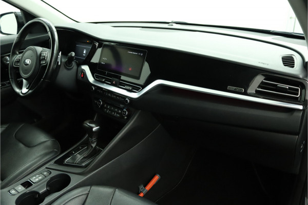 Kia Niro 1.6 GDi Hybrid ExecutiveLine Apple Carplay/Android Auto - Cruise Control - Dodehoekdetectie - Navigatie - Stoel/Stuur Verwarming - Fabrieksgarantie tot 06-2028