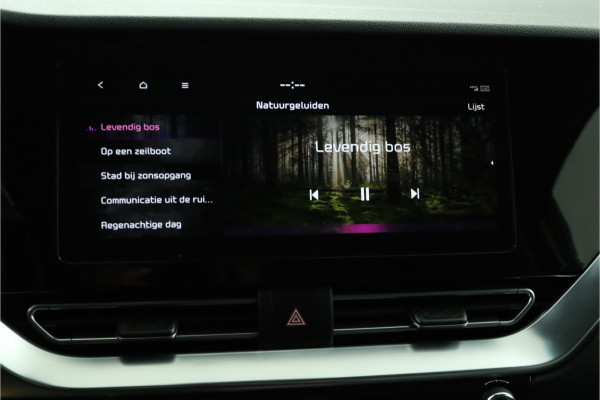 Kia Niro 1.6 GDi Hybrid ExecutiveLine Apple Carplay/Android Auto - Cruise Control - Dodehoekdetectie - Navigatie - Stoel/Stuur Verwarming - Fabrieksgarantie tot 06-2028