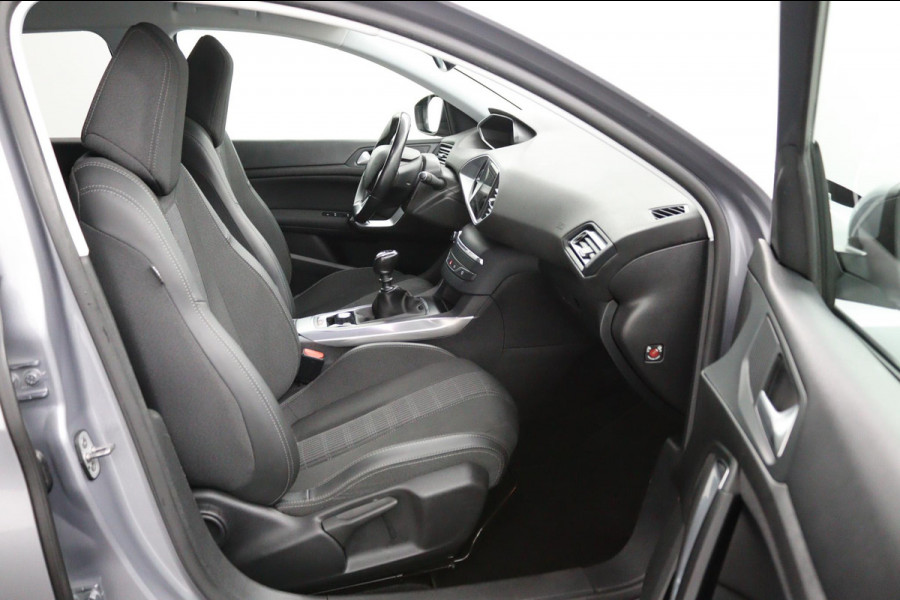 Peugeot 308 SW 1.2 *130PK*ECC*ACC*CAM*NAVI*HAAK*CARPLAY*