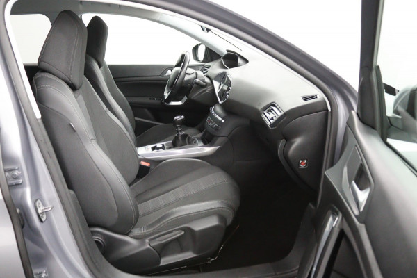 Peugeot 308 SW 1.2 *130PK*ECC*ACC*CAM*NAVI*HAAK*CARPLAY*