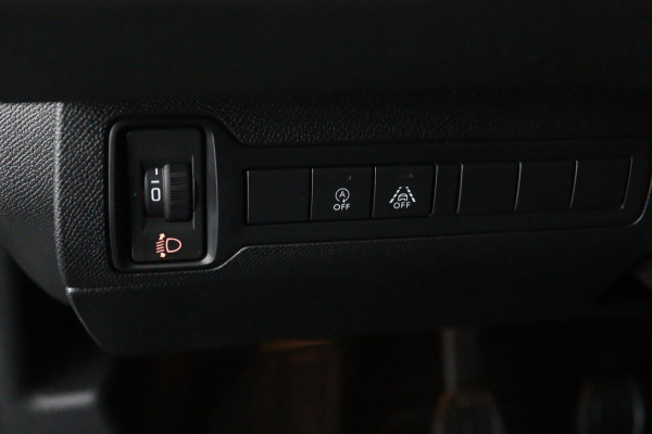 Peugeot 308 SW 1.2 *130PK*ECC*ACC*CAM*NAVI*HAAK*CARPLAY*