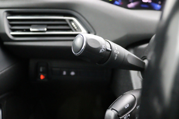 Peugeot 308 SW 1.2 *130PK*ECC*ACC*CAM*NAVI*HAAK*CARPLAY*