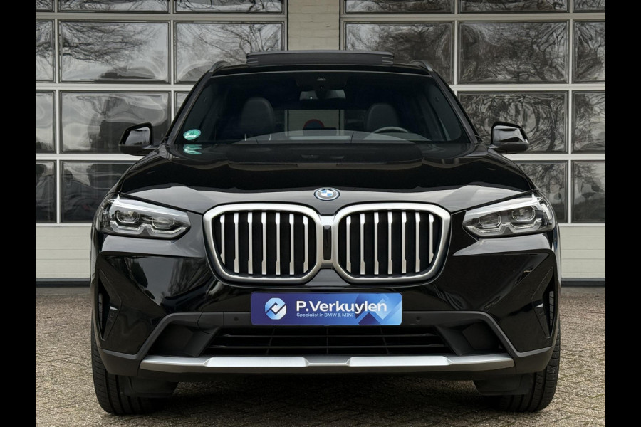 BMW X3 xDrive30e LCI | SPORTSTOELEN | LEDER | PANORAMADAK | CAMERA | BMW LIVE COCKPIT | 20 INCH LM VELGEN |