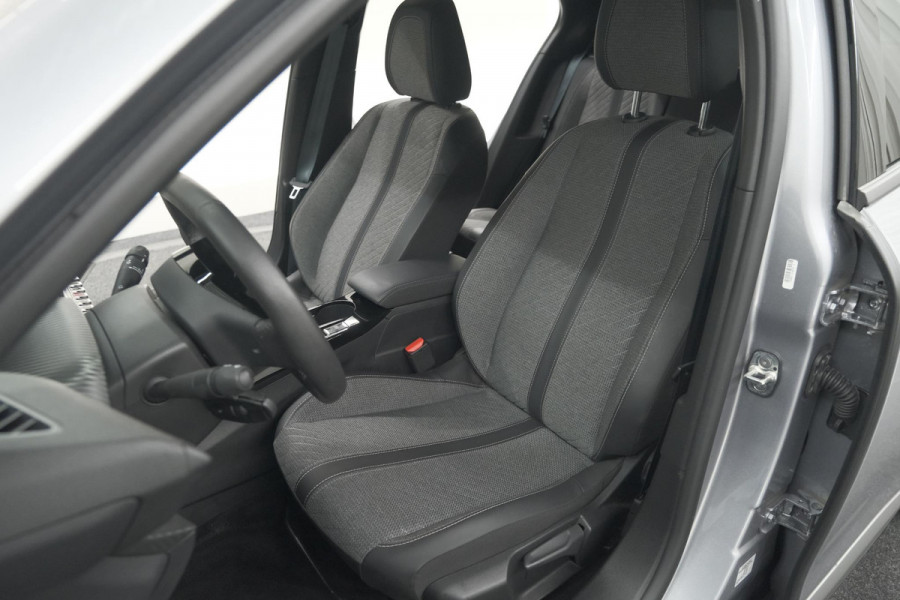 Peugeot 2008 PureTech 100 Allure | Camera | Navigatie | Parkeersensoren | Apple Carplay