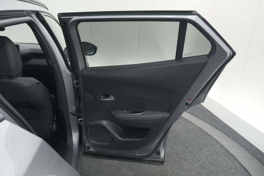 Peugeot 2008 PureTech 100 Allure | Camera | Navigatie | Parkeersensoren | Apple Carplay