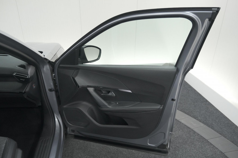 Peugeot 2008 PureTech 100 Allure | Camera | Navigatie | Parkeersensoren | Apple Carplay