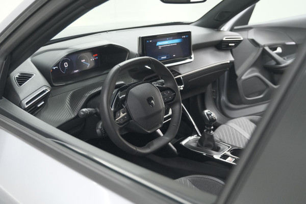 Peugeot 2008 PureTech 100 Allure | Camera | Navigatie | Parkeersensoren | Apple Carplay