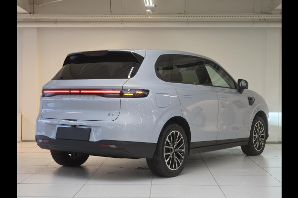 Leapmotor B10 Design ProMax 67.1 kWh 430KM WLTP | Panorama | Navigatie | Elektrische achterklep | Elektrisch bedienbare stoelen | Stoelverwarming | Stoelventilatie