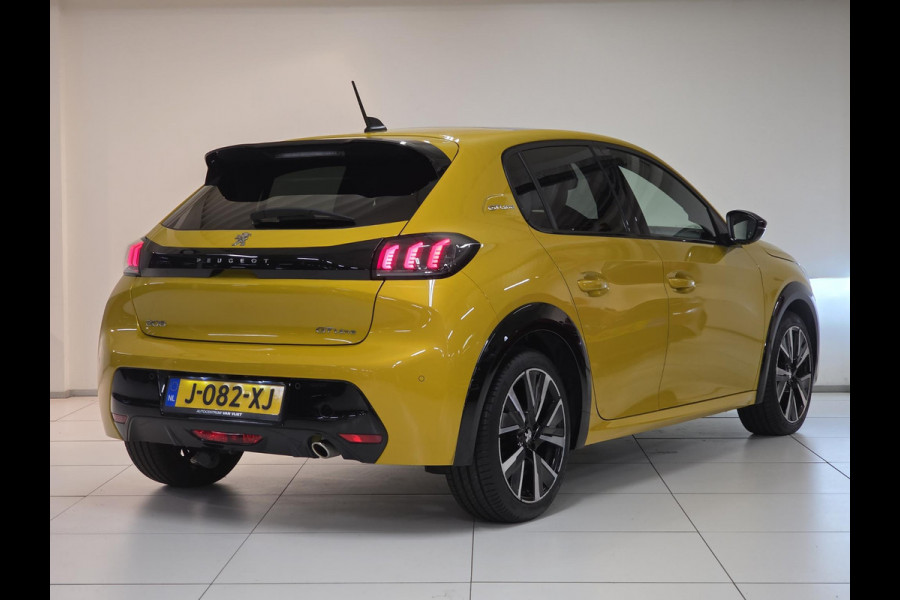 Peugeot 208 1.2 PureTech GT-Line Automaat | Trekhaak | Panoramadak | Navigatie