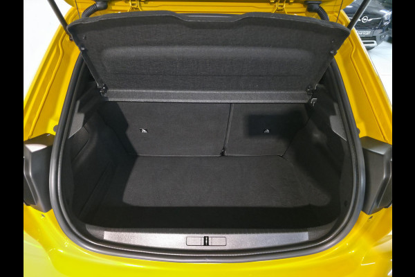 Peugeot 208 1.2 PureTech GT-Line Automaat | Trekhaak | Panoramadak | Navigatie