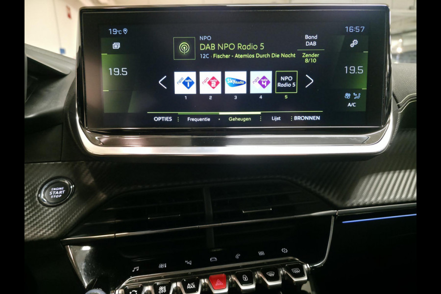 Peugeot 208 1.2 PureTech GT-Line Automaat | Trekhaak | Panoramadak | Navigatie