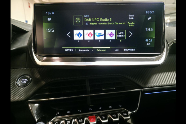 Peugeot 208 1.2 PureTech GT-Line Automaat | Trekhaak | Panoramadak | Navigatie