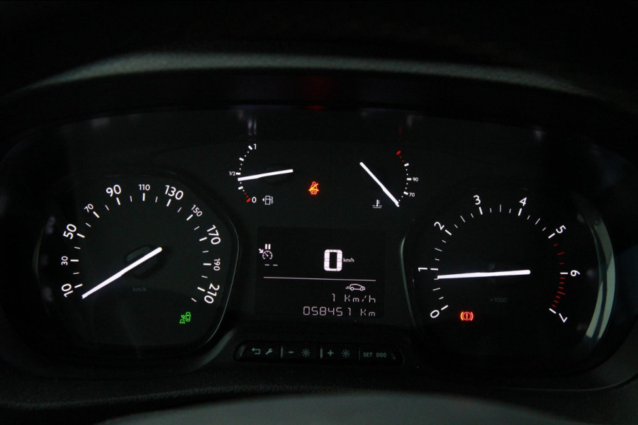 Peugeot Expert 2.0 BlueHDI 122PK L2H1 / Trekhaak / Camera / 3 zits