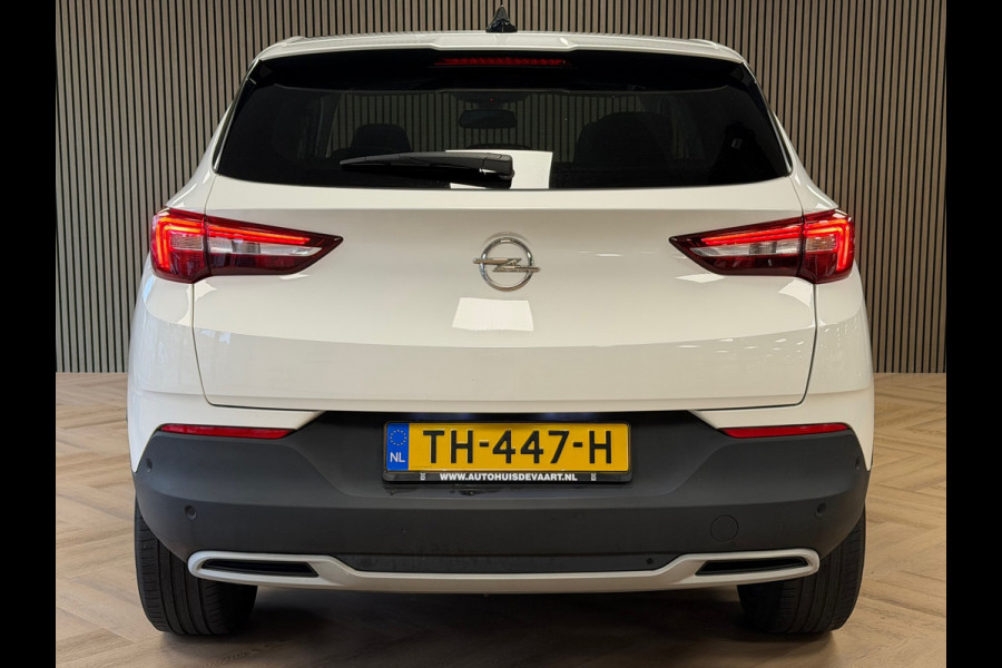 Opel Grandland X 1.2 Turbo Business Executive AUT. PANORAMADAK CRUISE NAVIGATIE APPLE CARPLAY LANE-ASSIST STOEL/STUURVERWARMING