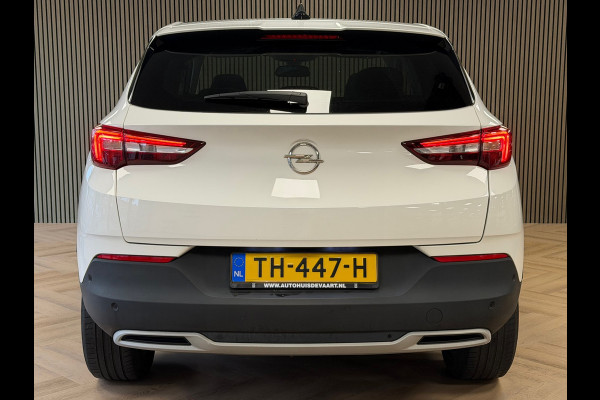 Opel Grandland X 1.2 Turbo Business Executive AUT. PANORAMADAK CRUISE NAVIGATIE APPLE CARPLAY LANE-ASSIST STOEL/STUURVERWARMING