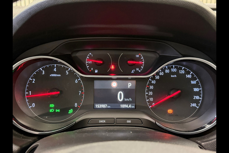 Opel Grandland X 1.2 Turbo Business Executive AUT. PANORAMADAK CRUISE NAVIGATIE APPLE CARPLAY LANE-ASSIST STOEL/STUURVERWARMING