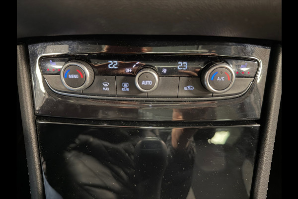 Opel Grandland X 1.2 Turbo Business Executive AUT. PANORAMADAK CRUISE NAVIGATIE APPLE CARPLAY LANE-ASSIST STOEL/STUURVERWARMING