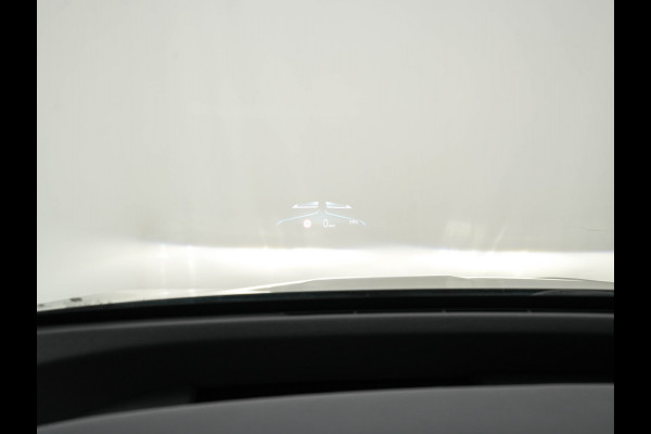 BMW iX xDrive40 High Executive 77 kWh ( 3-Fase ) {SOH-100%} (INCL-BTW) Aut. *PANO | HEAD-UP | HARMAN/KARDON-SURROUND | SOFT-CLOSE | DAB+ | DIGI-COCKPIT | HEATED-COMFORTSEATS | FULL-LED | CARPLAY | TOWBAR | AMBIENT-LIGHT | TOPVIEW | MEMORY-PACK |