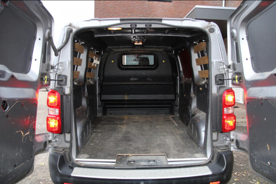 Peugeot Expert 1.5 BlueHDI 100PK L2H1 Standard Premium / Trekhaak / App connect