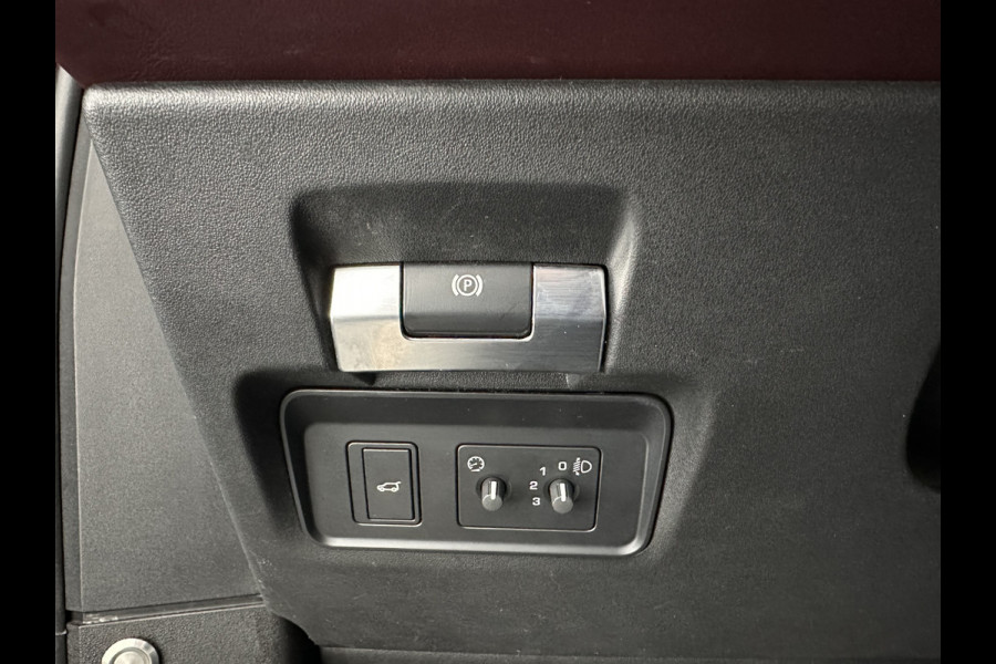 Land Rover Range Rover Evoque 2.0 D150 R-Dynamic *PANO | LUXURY-LEATHER | FULL-LED | NAVI-FULLMAP | CAMERA | KEYLESS | ECC | TOPVIEW | CARPLAY | HEATED-COMFORTSEATS | PDC | CRUISE | PRIVACY-GLASS | 20''ALU*