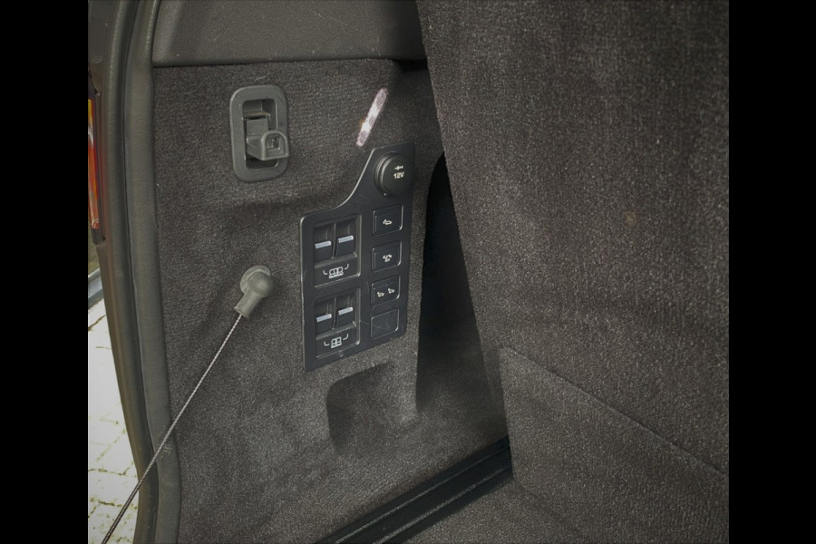 Land Rover Discovery 3.0 TD6 HSE LUXURY 7 zits head-up panorama dak