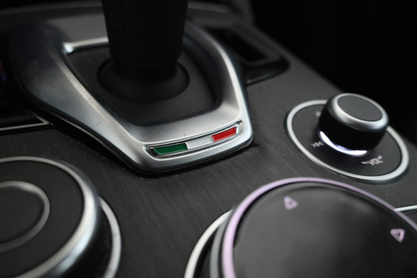 Alfa Romeo Stelvio 2.2d Super Automaat! 190Pk, Leer, Navigatie, Climate,