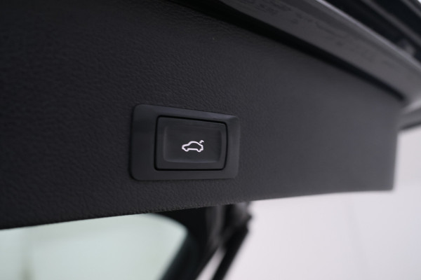Audi Q2 30 TFSI S Edition Virtual cockpit, Leer, Panorama,