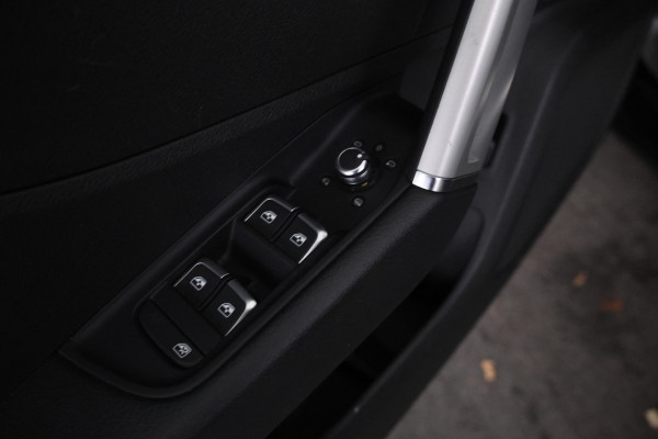 Audi Q2 30 TFSI S Edition Virtual cockpit, Leer, Panorama,