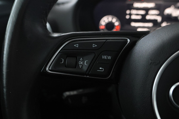 Audi Q2 30 TFSI S Edition Virtual cockpit, Leer, Panorama,