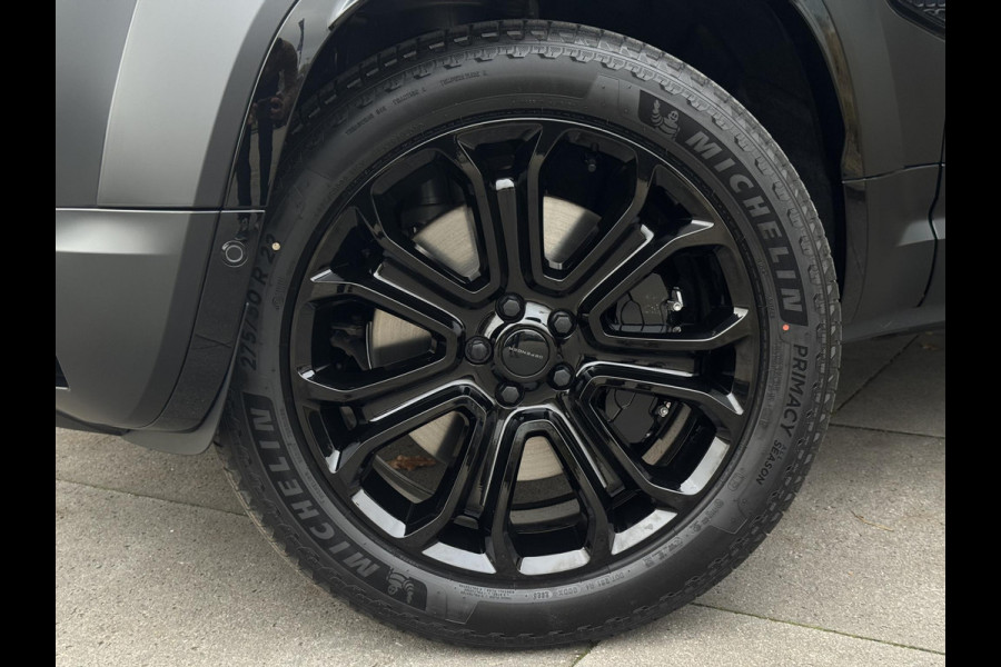 Land Rover Defender P635 110 Octa Black | Nieuw | Narvik Black | Satin