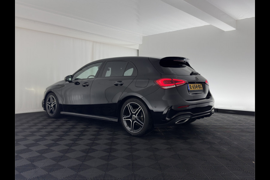 Mercedes-Benz A-Klasse 160 AMG-Sportpack Business-Solution (INCL-BTW) *WIDESCREEN-DIGI-COCKPIT | FULL-LED | LEATHER-MICROFIBRE | CAMERA | DYNAMIC-SELECT | CRUISE | HEATED-SPORTSEATS | PRIVACY-GLASS | DAB | AMBIENT-LIGHT | 18"ALU*