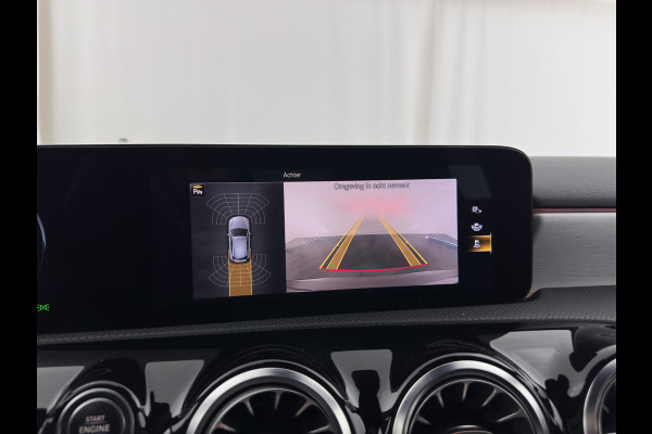 Mercedes-Benz A-Klasse 160 AMG-Sportpack Business-Solution (INCL-BTW) *WIDESCREEN-DIGI-COCKPIT | FULL-LED | LEATHER-MICROFIBRE | CAMERA | DYNAMIC-SELECT | CRUISE | HEATED-SPORTSEATS | PRIVACY-GLASS | DAB | AMBIENT-LIGHT | 18"ALU*