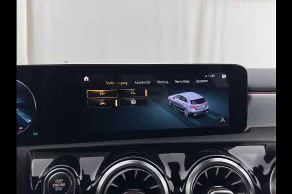 Mercedes-Benz A-Klasse 160 AMG-Sportpack Business-Solution (INCL-BTW) *WIDESCREEN-DIGI-COCKPIT | FULL-LED | LEATHER-MICROFIBRE | CAMERA | DYNAMIC-SELECT | CRUISE | HEATED-SPORTSEATS | PRIVACY-GLASS | DAB | AMBIENT-LIGHT | 18"ALU*