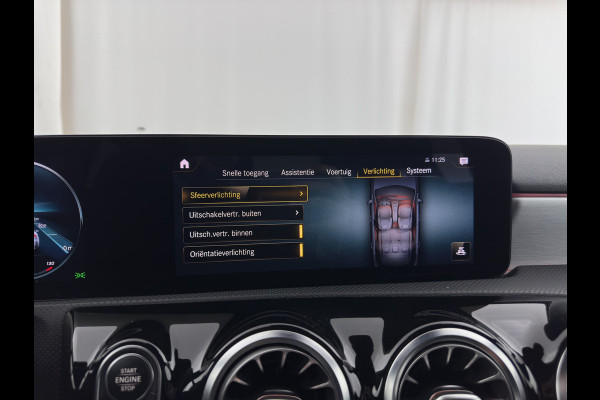 Mercedes-Benz A-Klasse 160 AMG-Sportpack Business-Solution (INCL-BTW) *WIDESCREEN-DIGI-COCKPIT | FULL-LED | LEATHER-MICROFIBRE | CAMERA | DYNAMIC-SELECT | CRUISE | HEATED-SPORTSEATS | PRIVACY-GLASS | DAB | AMBIENT-LIGHT | 18"ALU*