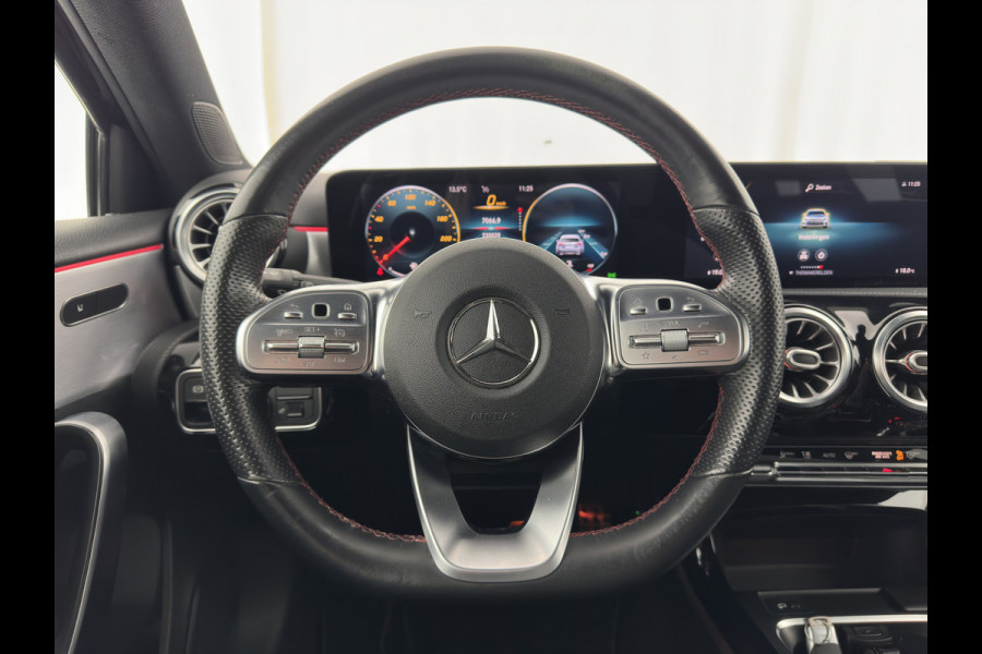 Mercedes-Benz A-Klasse 160 AMG-Sportpack Business-Solution (INCL-BTW) *WIDESCREEN-DIGI-COCKPIT | FULL-LED | LEATHER-MICROFIBRE | CAMERA | DYNAMIC-SELECT | CRUISE | HEATED-SPORTSEATS | PRIVACY-GLASS | DAB | AMBIENT-LIGHT | 18"ALU*