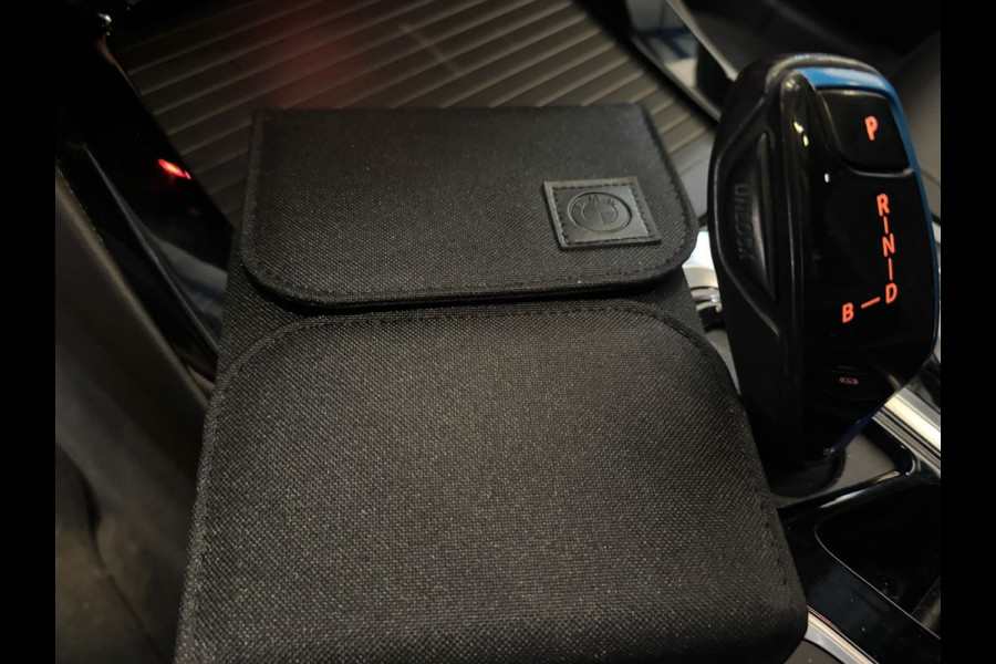 BMW iX3 Executive 80 kWh|PANO|DEALER ONDERHOUDEN|